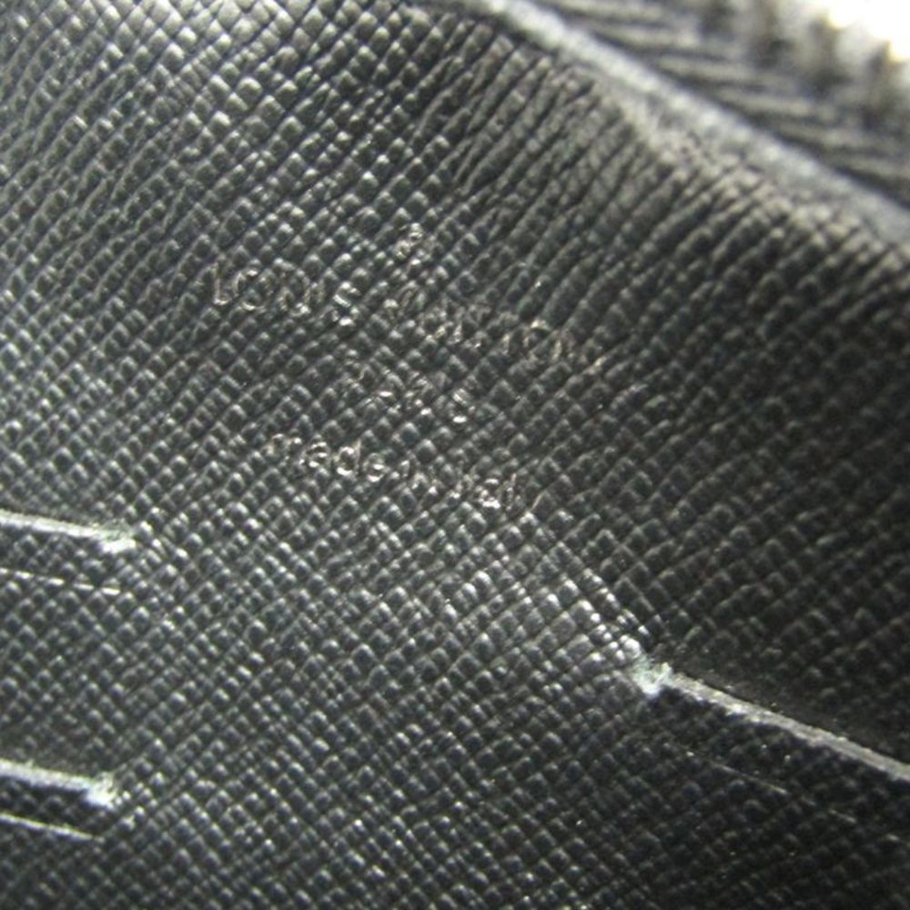 Louis Vuitton Pavel Black Leather Clutch Bag (Pre-Owned) - Picture 9 of 10